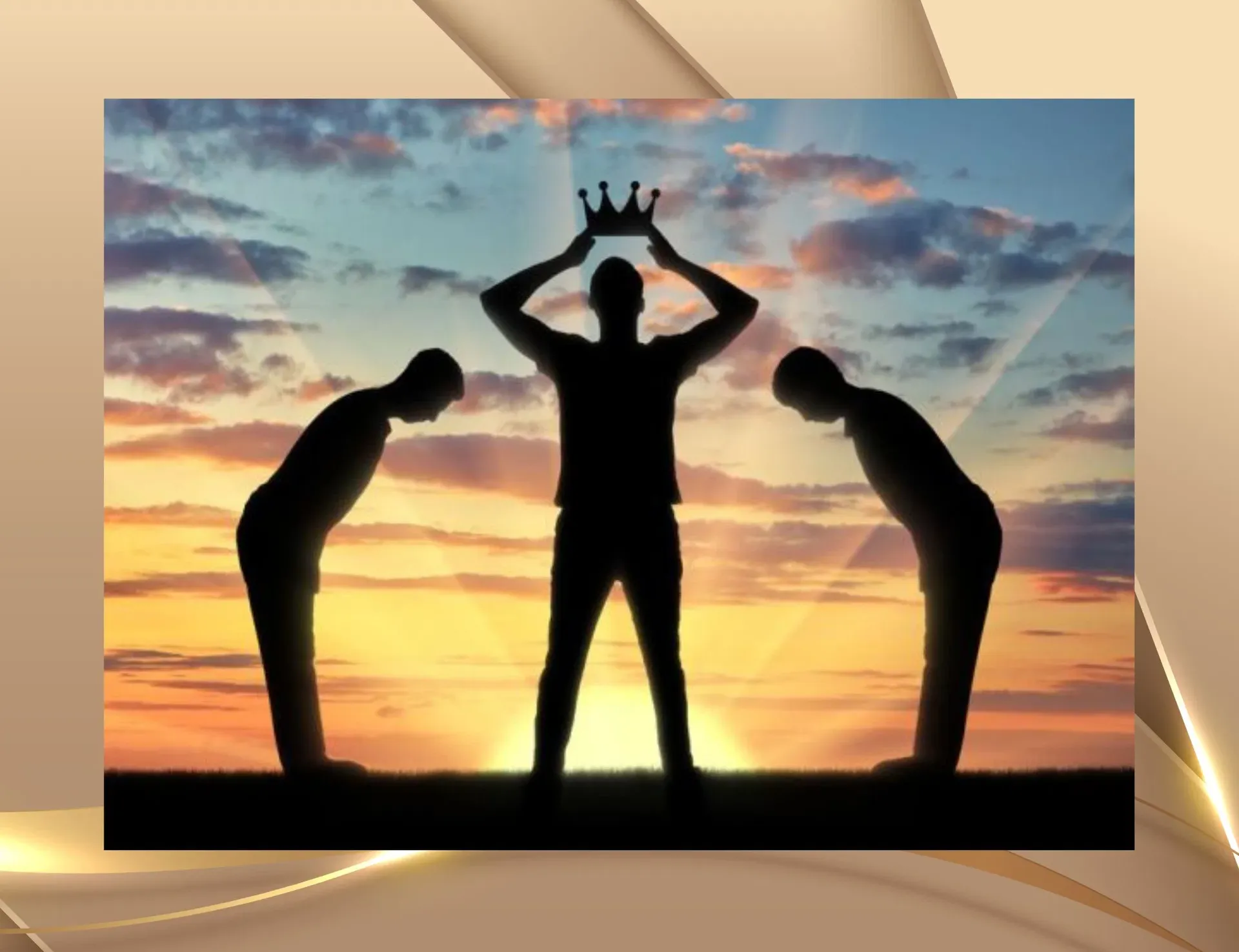 Person setzt sich selbst eine Krone auf – Symbol für übersteigerten Narzissmus im Vergleich zu gesundem Selbstwert.