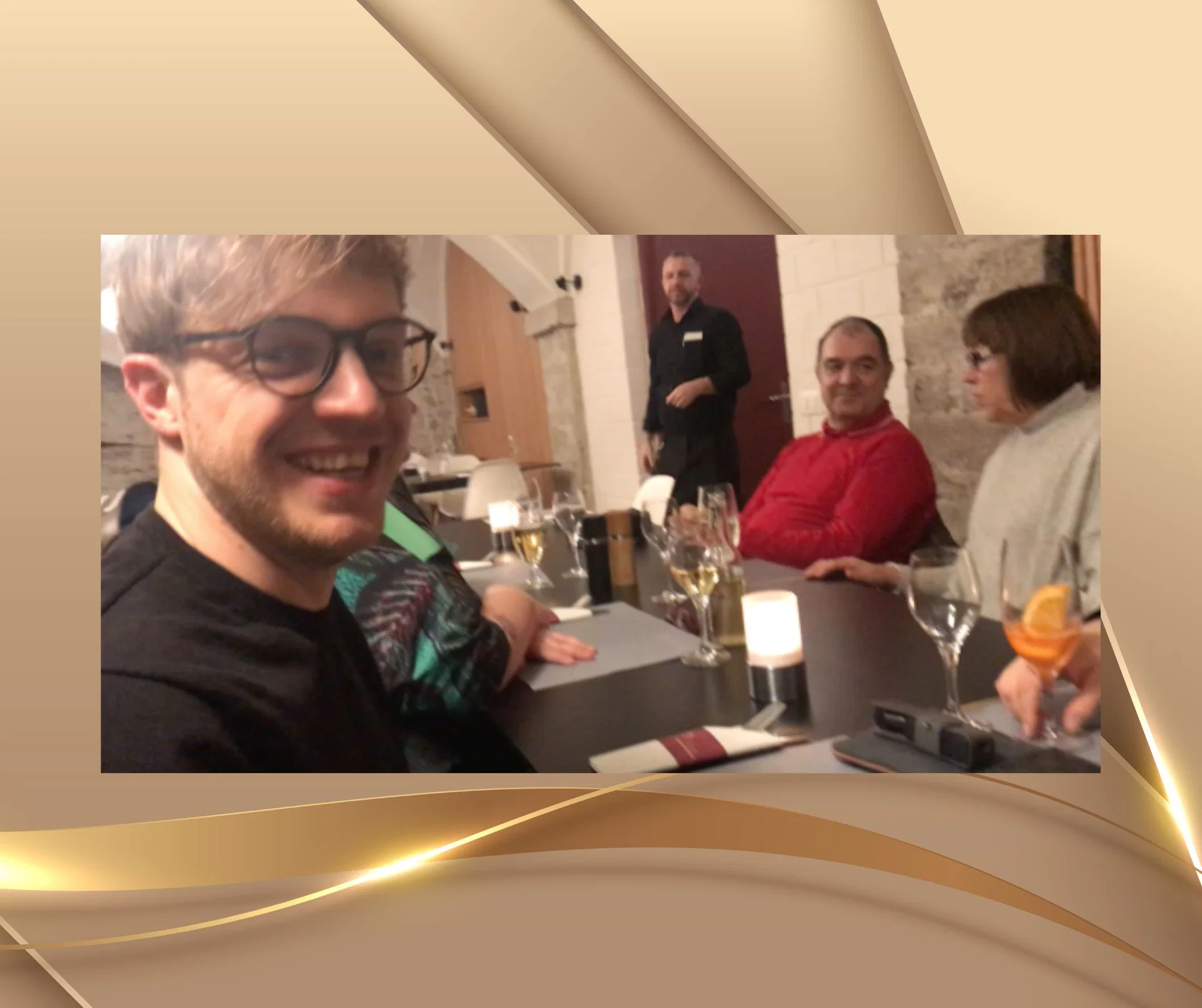 Teilnehmer beim IMDHA Hypnosestammtisch in Frauenfeld während einer praktischen Hypnose-Unterrichtseinheit