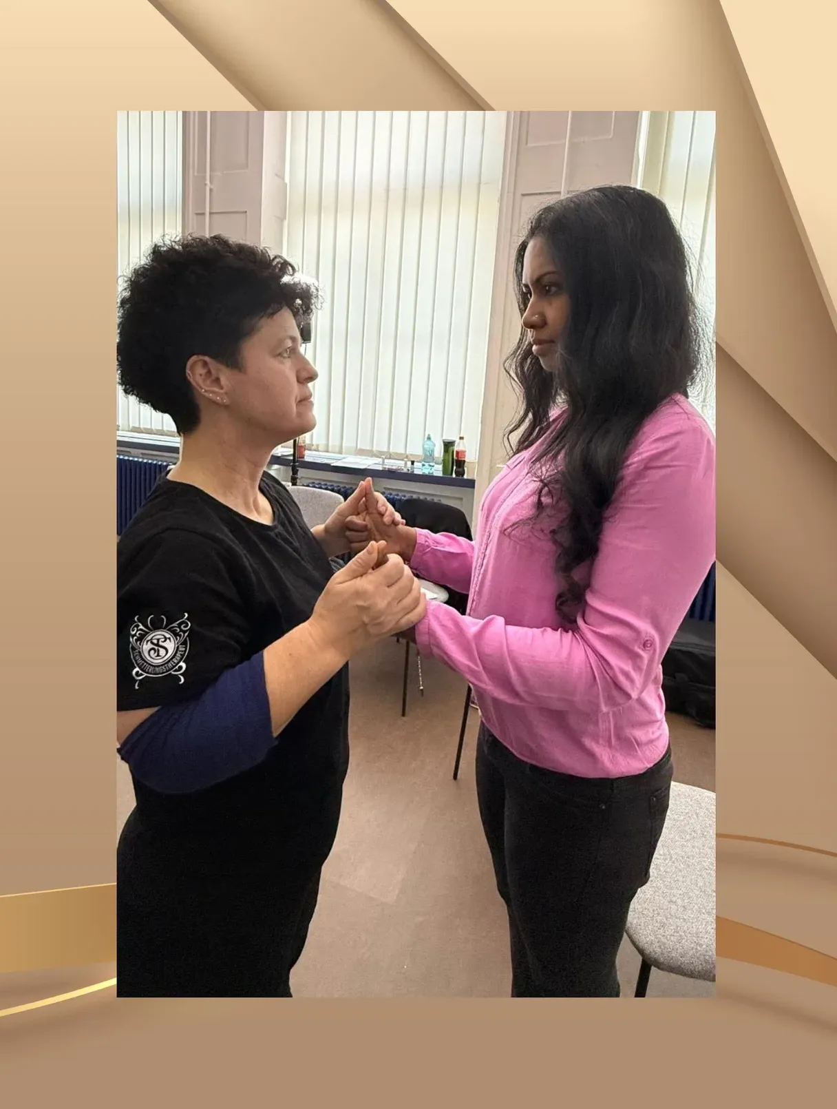 Demonstration der Rolle von Erwartung und Suggestibilität in der Blitzhypnose während einer Hypnoseausbildung