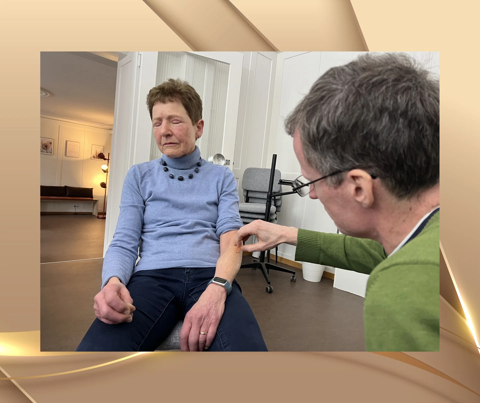 Praxisbeispiel aus dem Hypnose-Unterricht zur veränderten Schmerzwahrnehmung in Hypnose