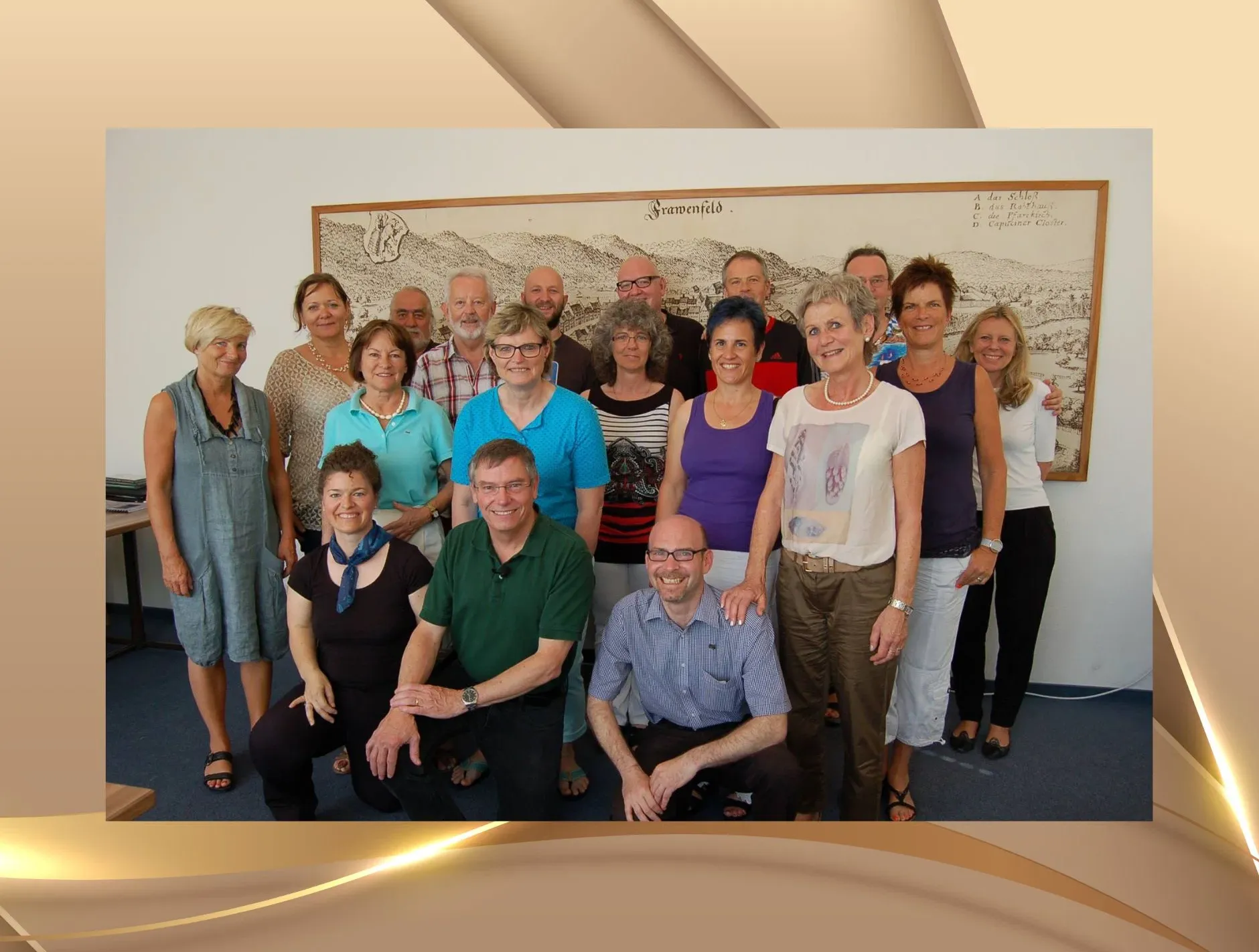 Sean Michael Andrews und Nicole Wackernagel beim gemeinsamen Unterrichten einer Hypnose-Ausbildung in Frauenfeld im Jahr 2017. Internationale Zusammenarbeit im Bereich moderne Hypnose und Dave Elman Methoden.