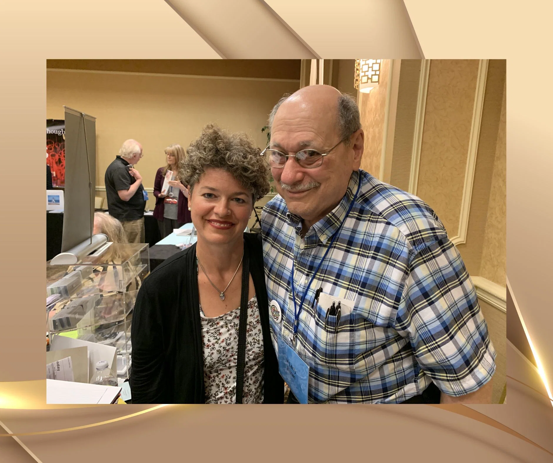 Nicole Wackernagel mit Larry Elman an einer internationalen Hypnose-Konferenz.
