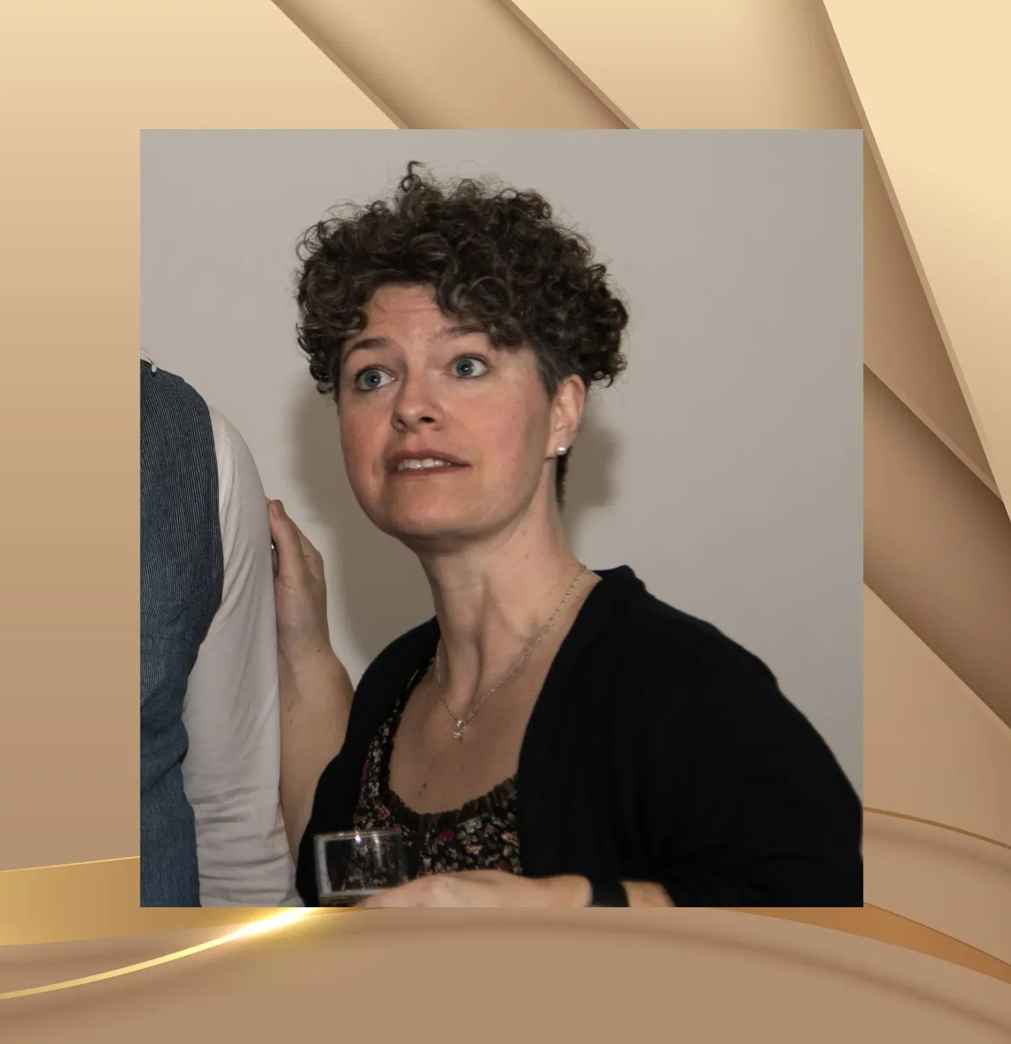 Hypnosetherapeutin ermutigt Schueler nach einem Rückfall bei der Raucherentwöhnung mit Hypnose und stärkt Motivation sowie Selbstvertrauen für den weiteren Veränderungsprozess.