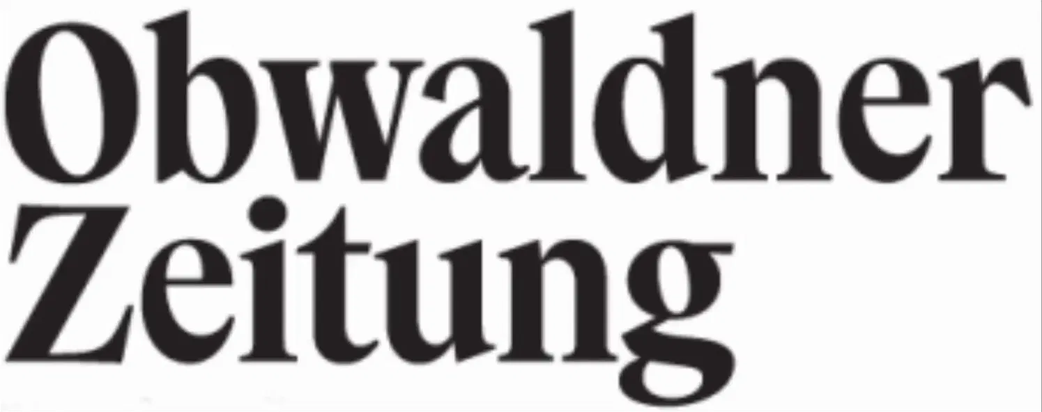 Obwaldner Zeitung – Bericht über eine Gesichtsoperation unter medizinischer Hypnose mit Nicole Wackernagel